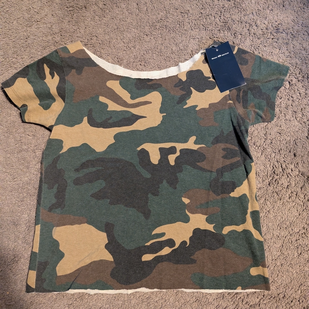 Brandy Melville Camouflage Print T-Shirt
